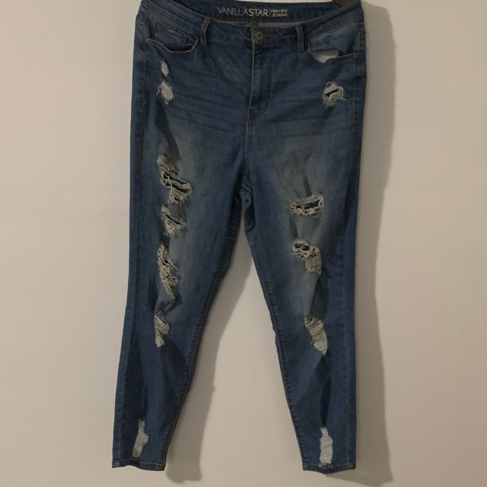 Vanilla Star Distressed Cropped Jeans - Blue